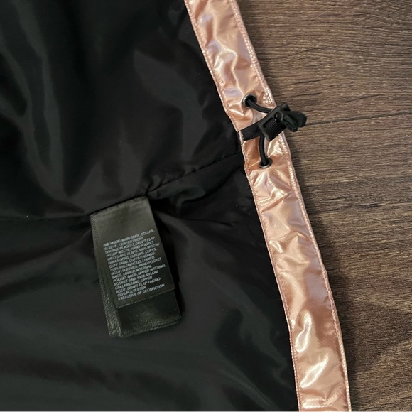 NWOT Supreme x The North Face Metallic Mountain Parka Rose Gold SUP-SS18… - Picture 8 of 9